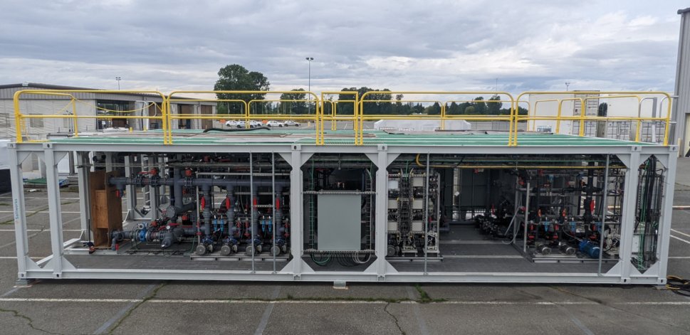 Photo of a full-scale SaltMaker AirBreather plant built for a battery manufacturer.